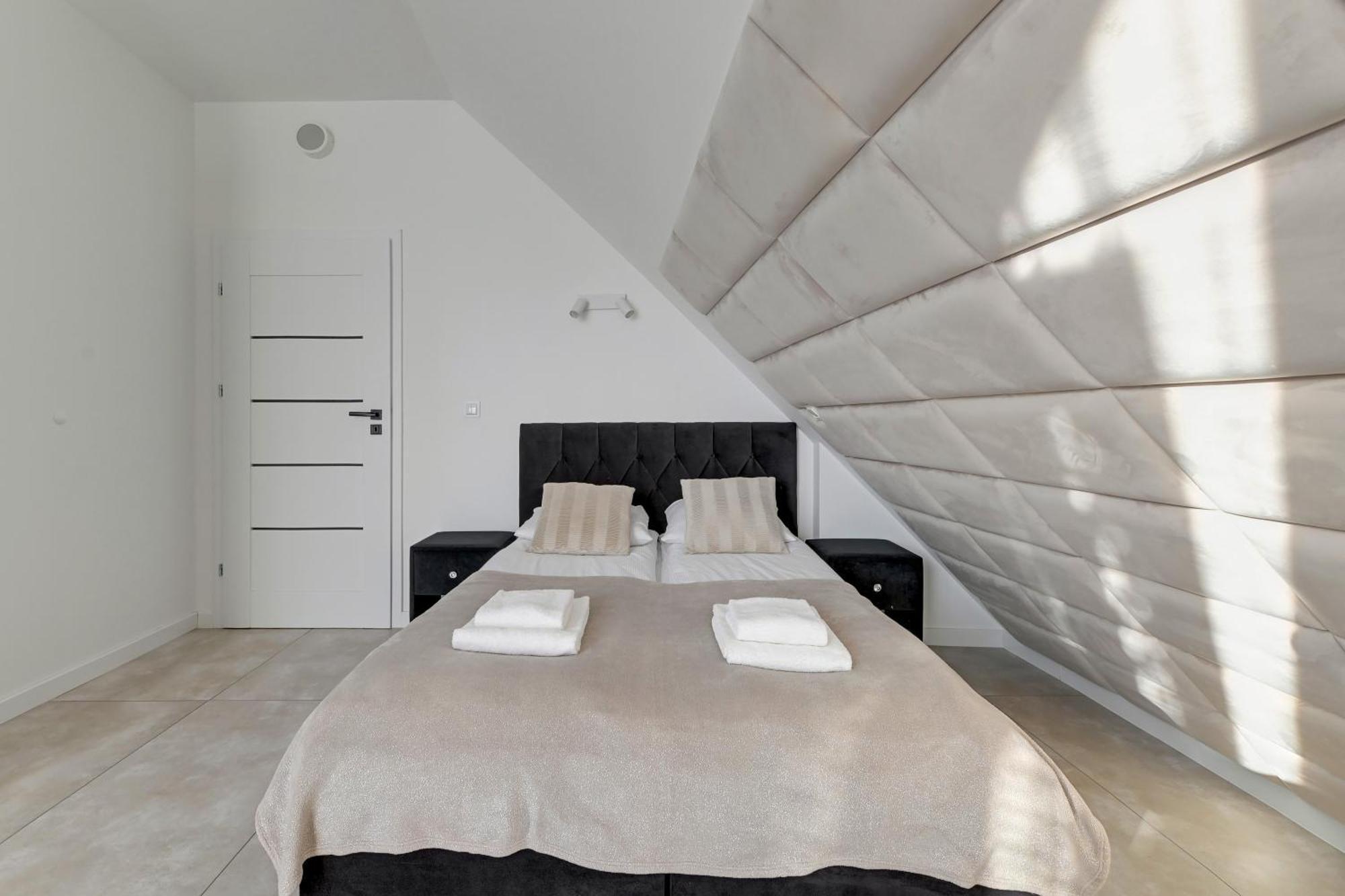Apartment Granaria Prime Location By The River Gdansk