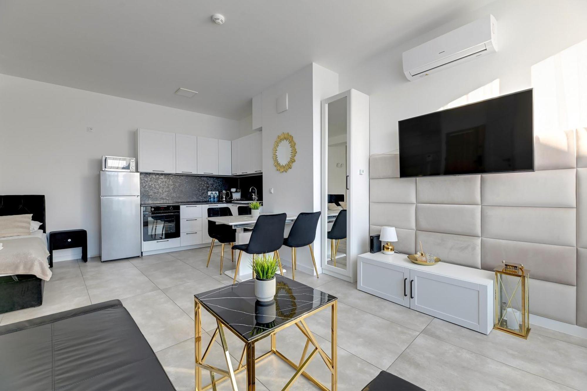 Granaria Prime Location By The River Apartment *